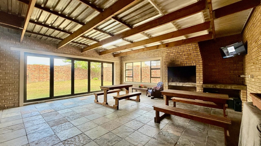 2 Bedroom Property for Sale in Parsonsvlei Eastern Cape